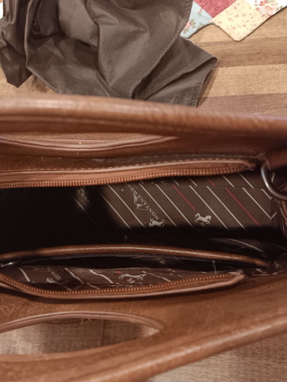 Montana West Southwestern Pattern Concealed Carry Shoulder Bag - Picture 8 of 13